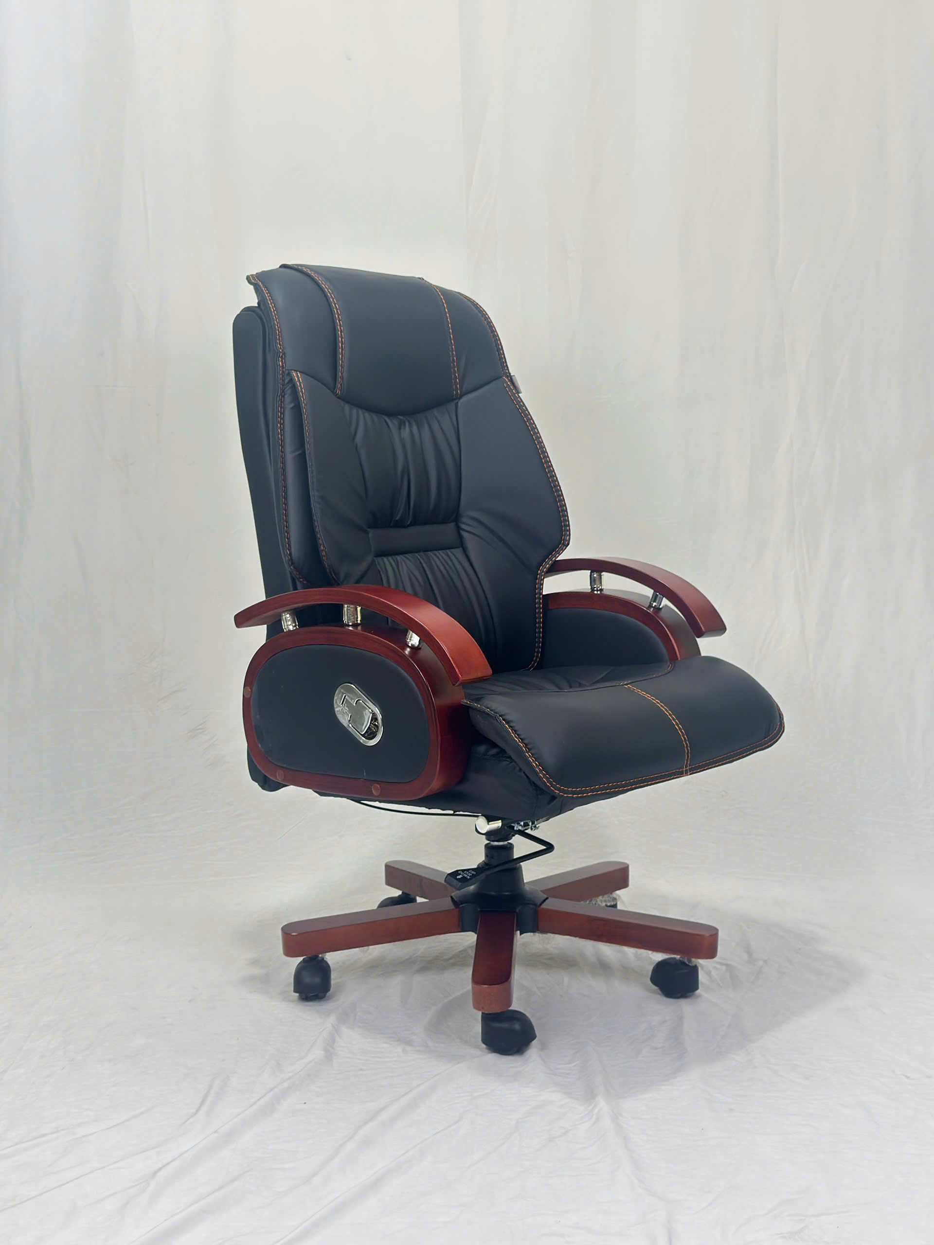 Ghế giám đốc Lion LI46