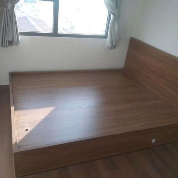 Giường ngủ không ngăn kéo 1m8 * 2m THS4