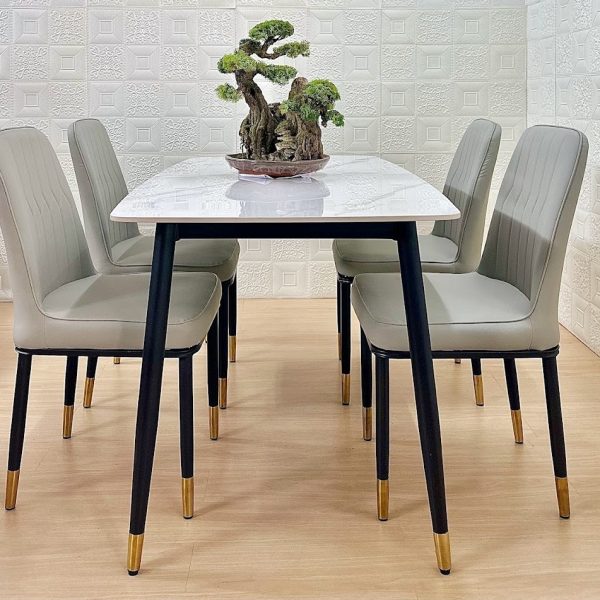 Bàn ăn 4 ghế RS19