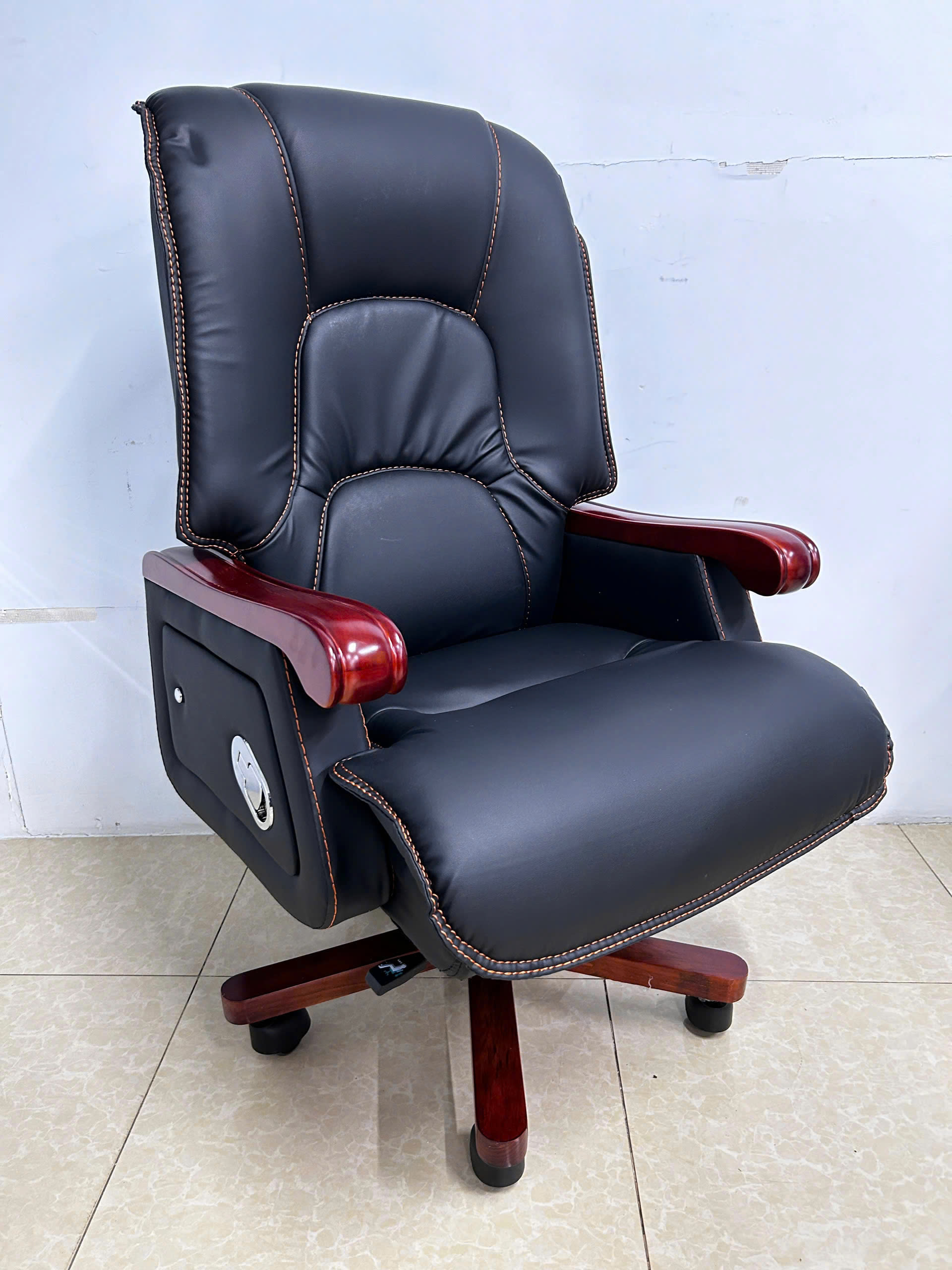 Ghế giám đốc LI90