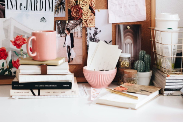 Sử dụng gương để mở rộng không gian