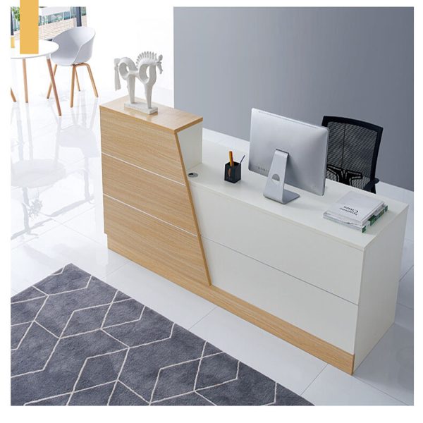 Quầy lễ tân QLT04