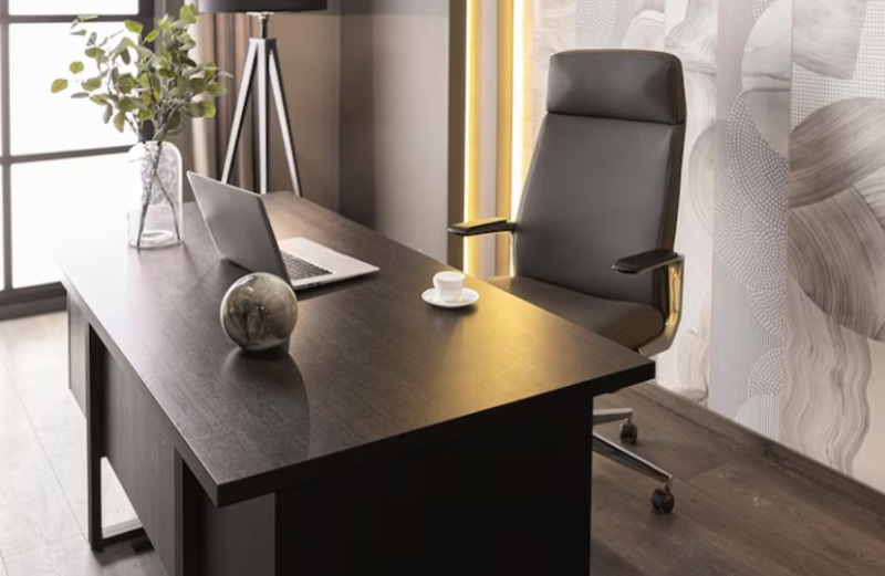 Hướng dẫn bố trí bàn giám đốc hợp phong thủy