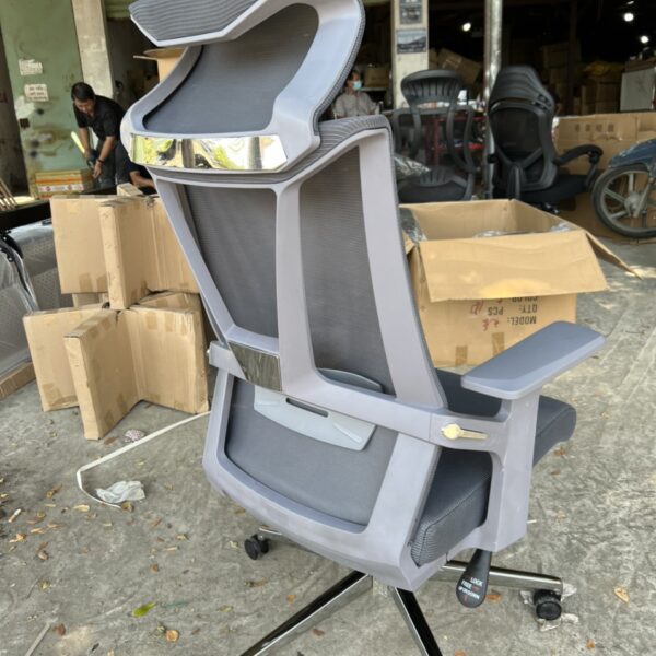 Ghế trưởng phòng TP76