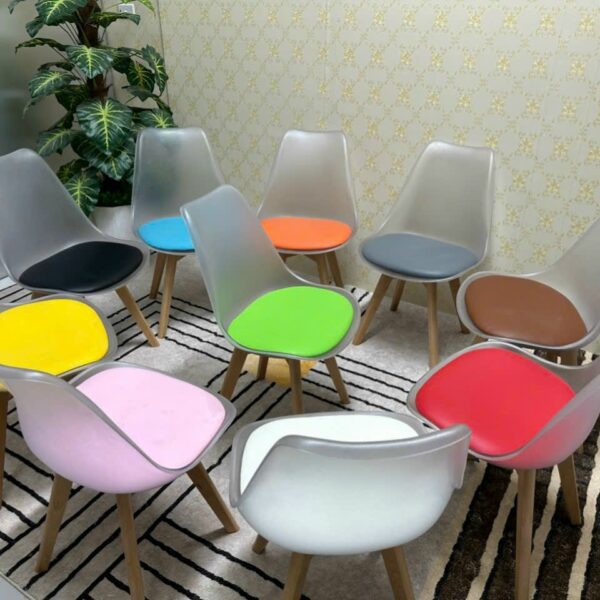 Ghế cafe mặt nệm CF17