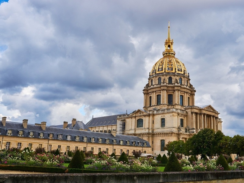 Điện Invalides tại Pháp