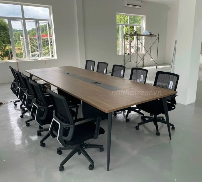 Bàn họp cao cấp chân đa giác 2m4 GAIA2412