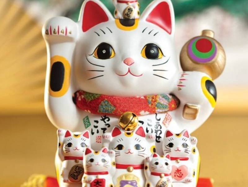 Mèo thần tài tam thể