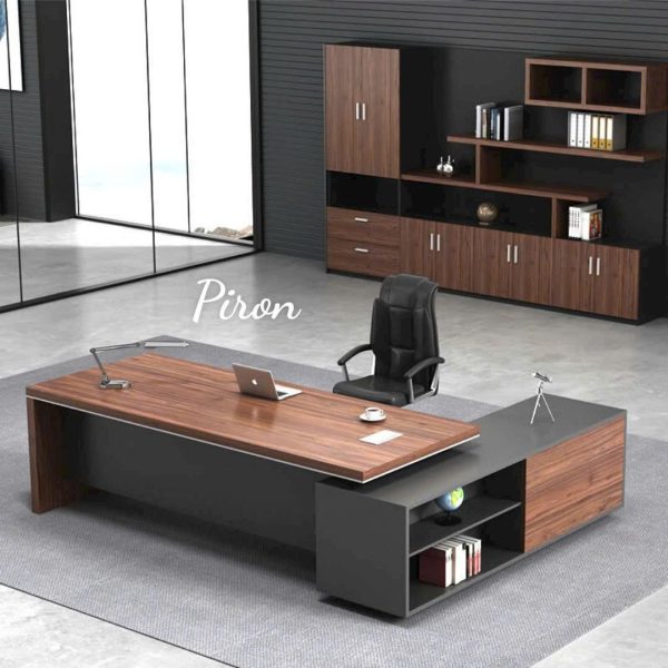 Bàn lãnh đạo QE06