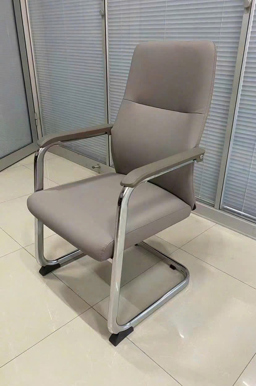 Ghế phòng họp Q69